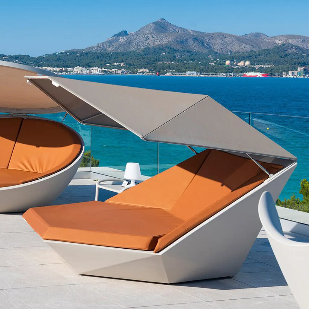 Faz Daybed with Canopy - Modern Patio Furniture