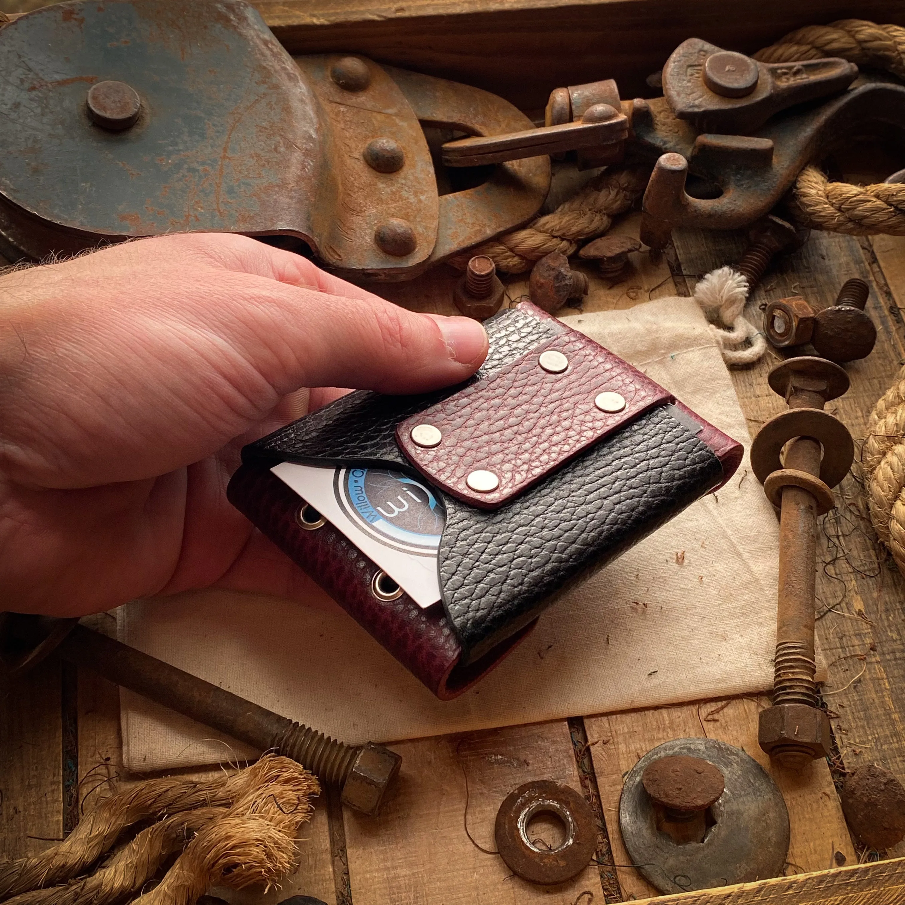 Original Luxe Minimalist Wallet - Bordeaux Dollaro and Black Dollaro