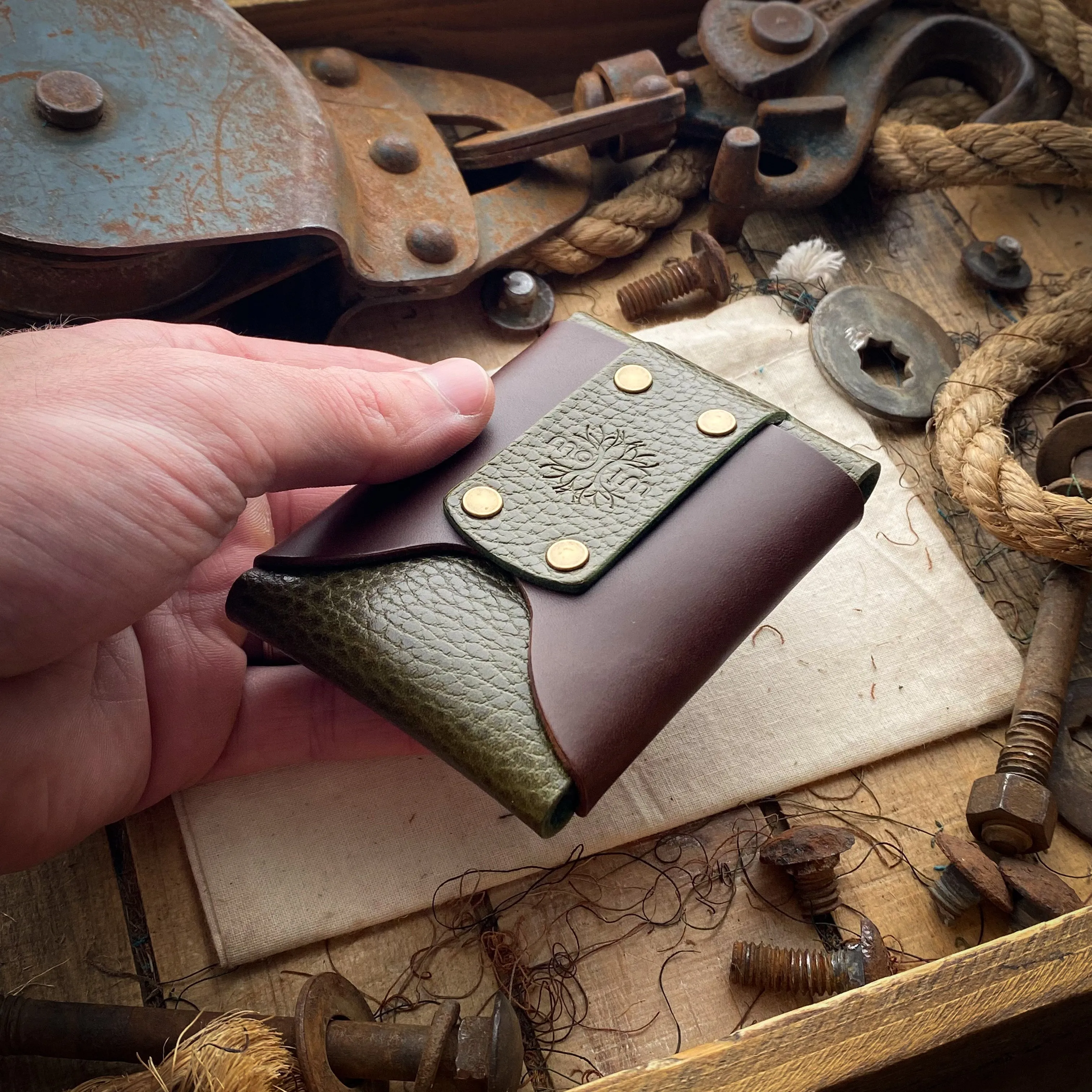 Original Wask Minimalist Wallet - Olive Dollaro and Dark Mahogany